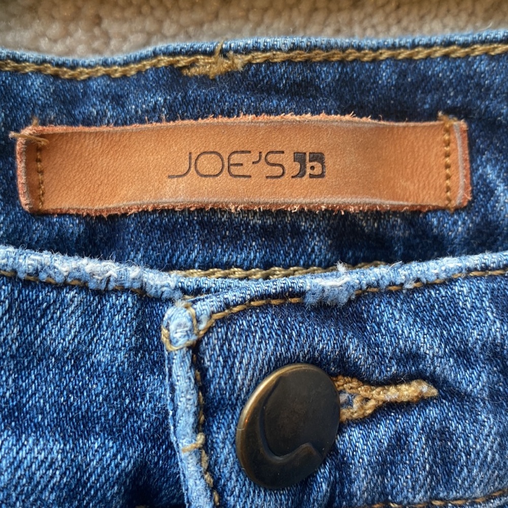 Joe’s Jeans  shorts. - Picture 2 of 7